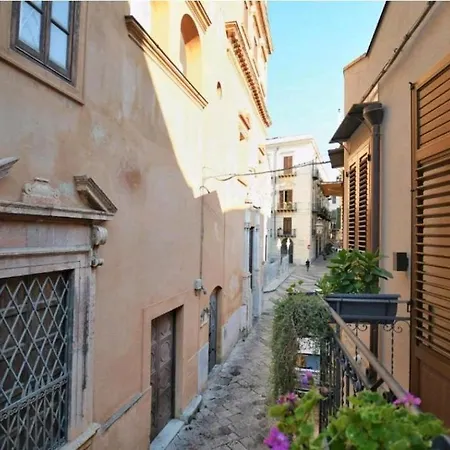 San Francesco And With Terrace In Locazione Turistica ベッド・アンド・ブレックファスト 2*