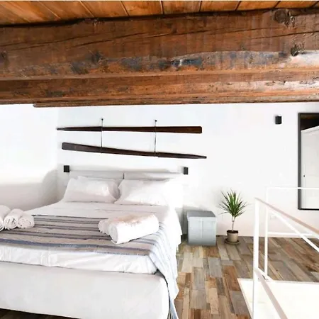 San Francesco And With Terrace In Locazione Turistica 4*