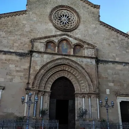 San Francesco And With Terrace In Locazione Turistica Panzió Palermo