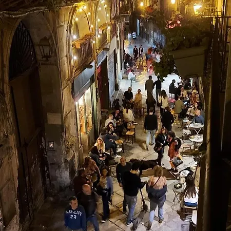 San Francesco And With Terrace In Locazione Turistica パレルモ